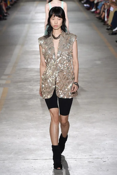 Look 40